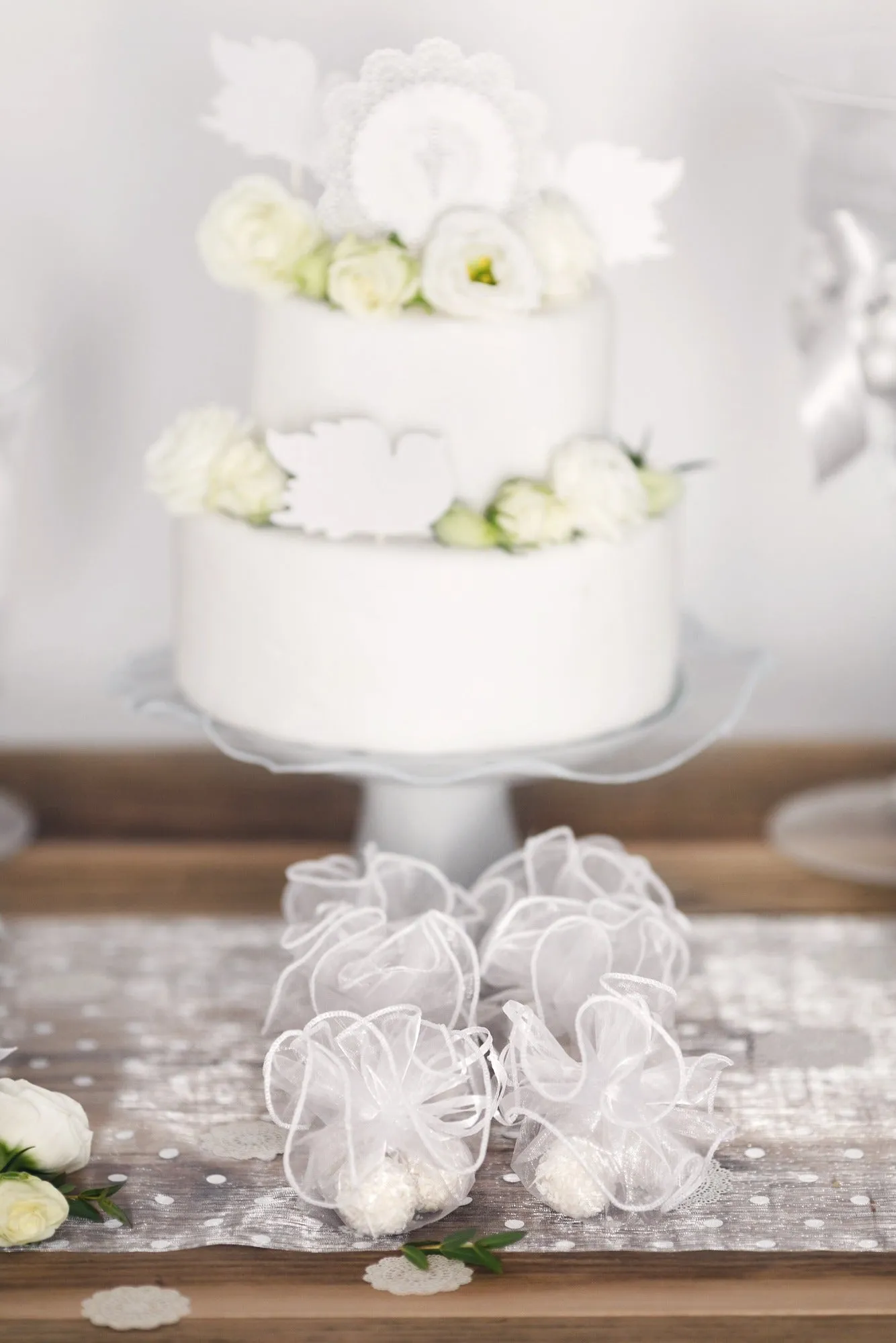 10 White Organza Bags Large 25cm