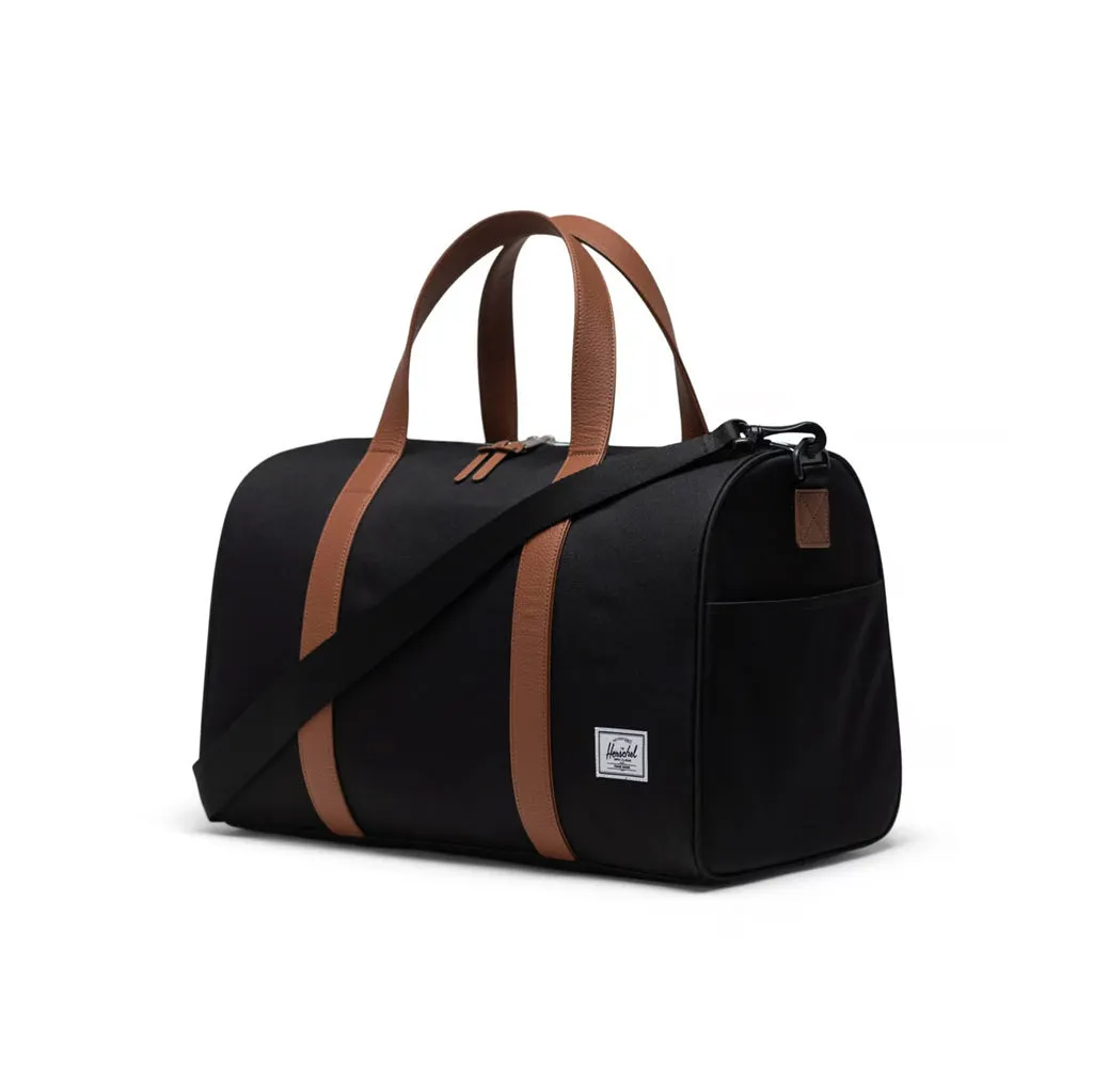 HERSCHEL NOVEL CARRY ONE DUFFLE - BLACK