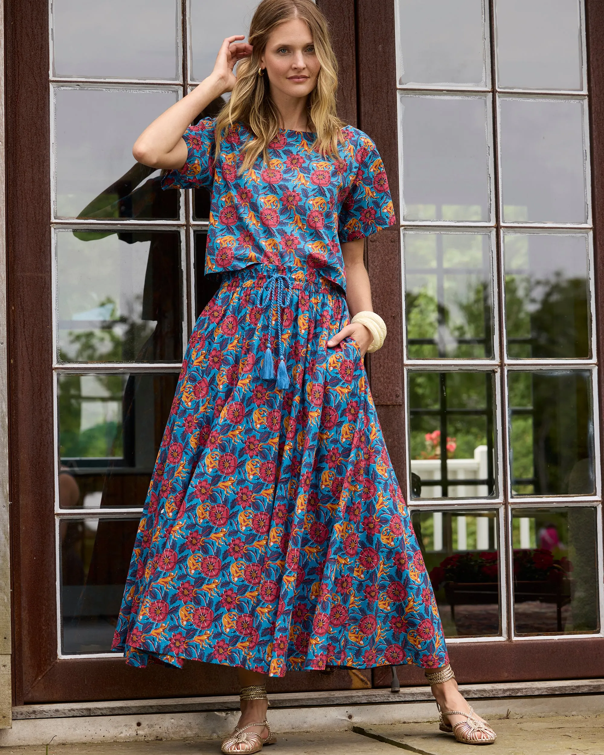 Leaps & Bounds - Carry On Skirt - Touch the Sky